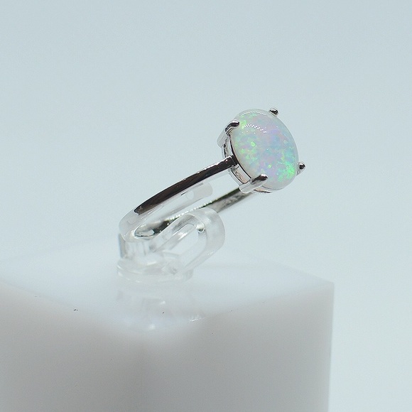 .925 Sterling Silver Solid White Opal Oval Ring - Picture 3 of 6